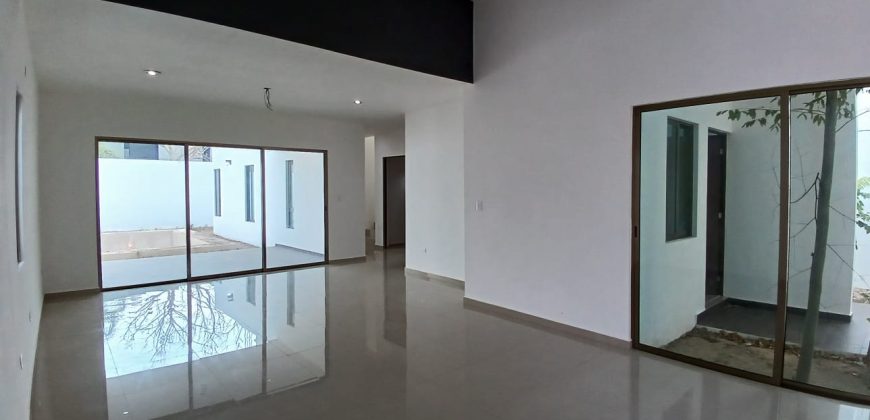 Venta de Casa en Arborea Residencial, Conkal